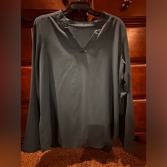 Top - Picture 3 of 3